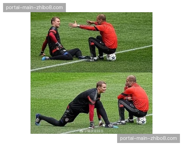 “特写镜头：教练席瞬间，瓜迪奥拉向场上队员连续做出‘压上’和‘回收’手势”